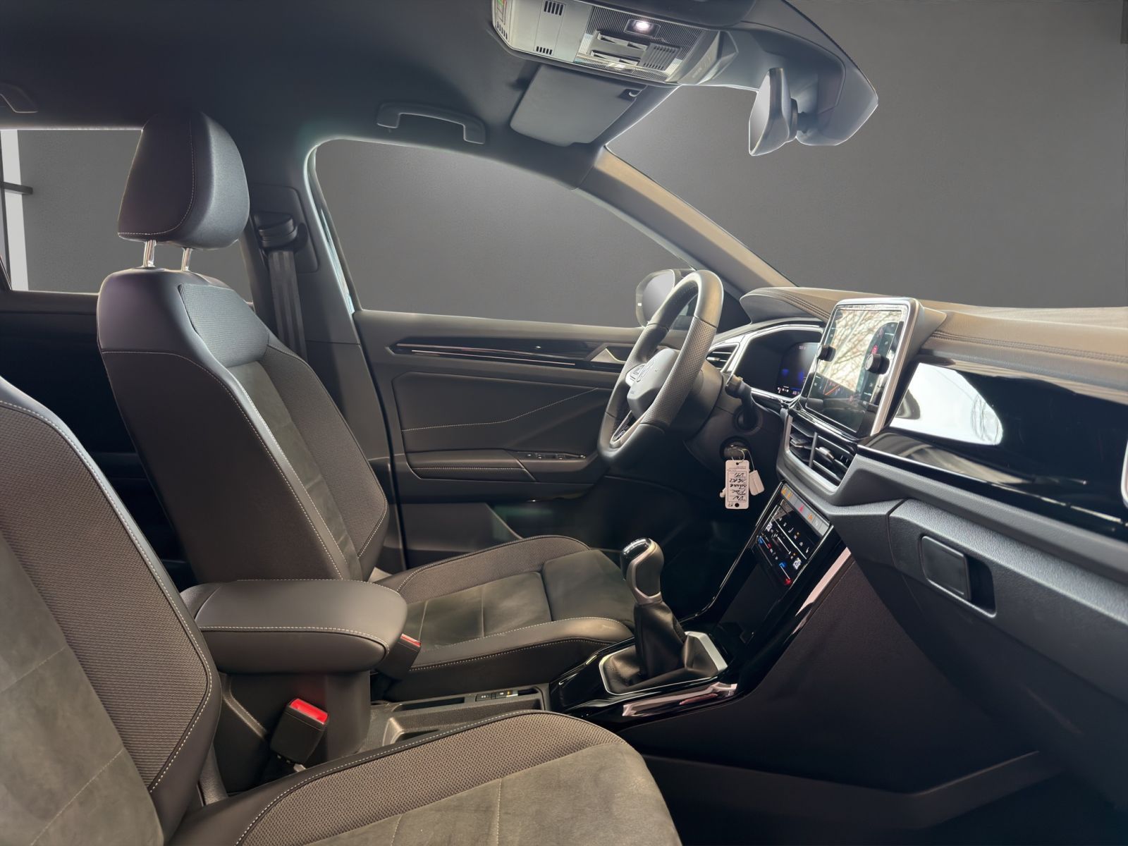 Volkswagen T-Roc - Bild 10