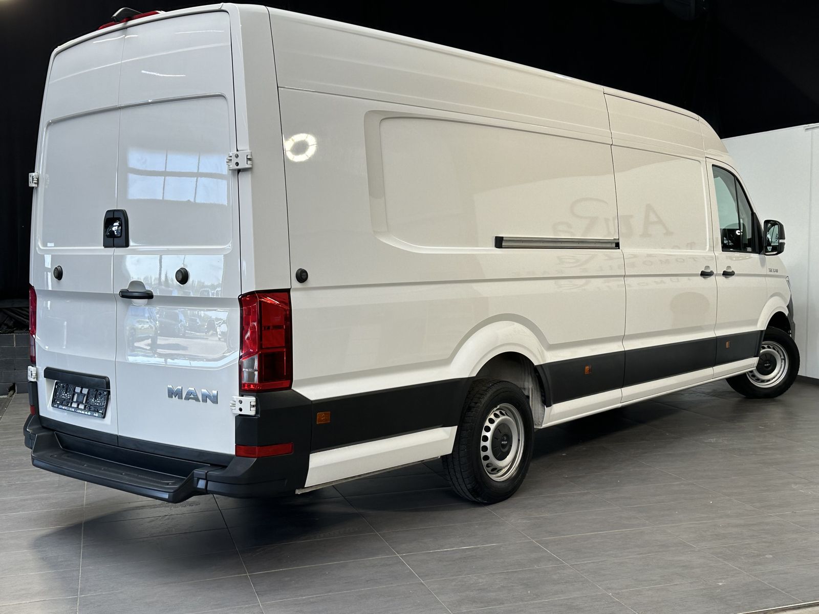 Fahrzeugabbildung MAN TGE 3.140 4X2F Kasten FWD KAMERA+DAB+CARPLAY+1HD