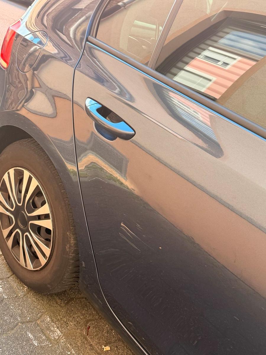 Volkswagen Golf 2012 — photo 13