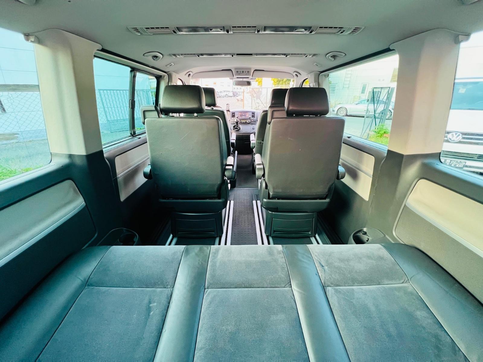 VOLKSWAGEN T5 MULTIVAN UNITED 2.5 TDI 174ch 4MOTION - 7 PLACES - 2 PORTES COULISSANTES ÉLECTRIQUES - ALCANTARA/CUIR - GPS - CHAUFFAGE AUXILIAIRE