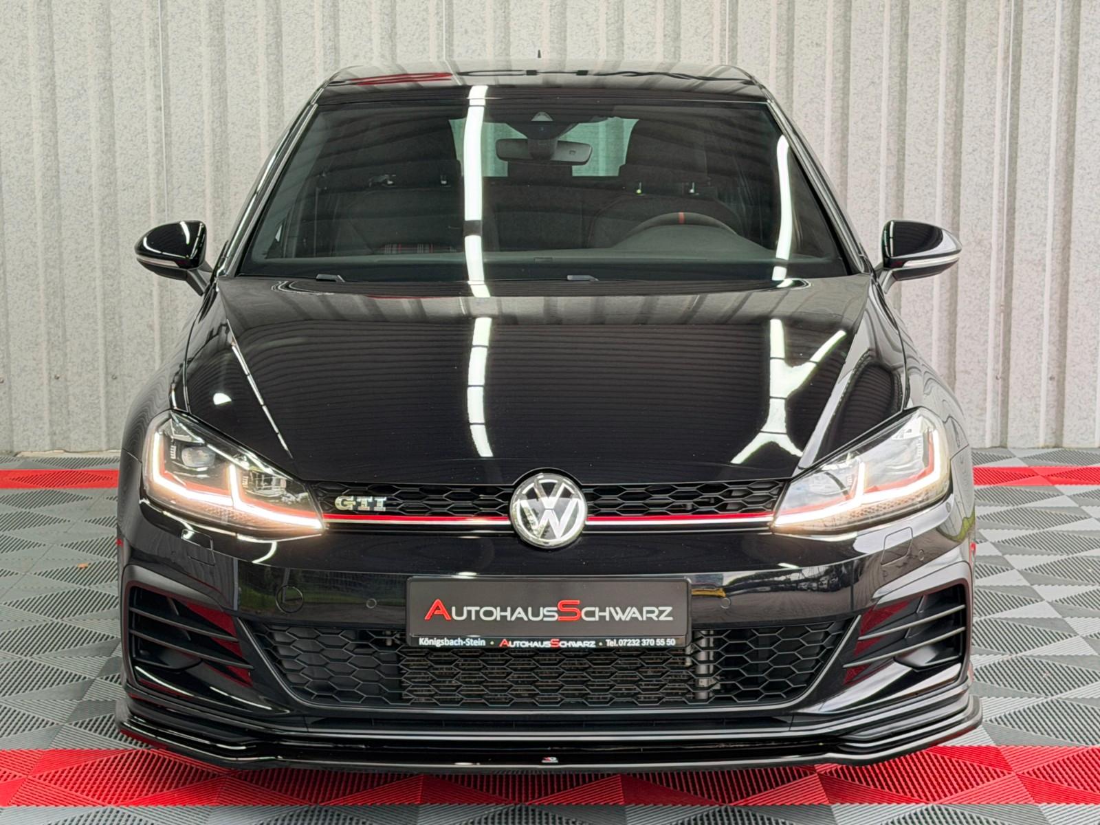 Volkswagen Golf VII Lim. GTI DSG VirtCock LED Kamera ACC