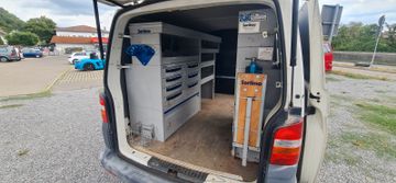 Volkswagen T5 Transporter - 2