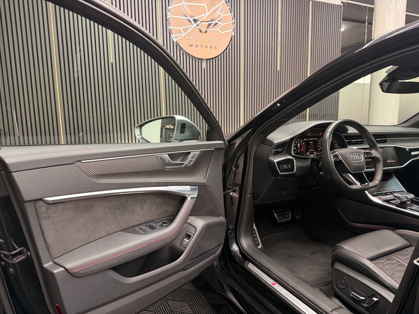 Audi RS6 AVANT QUATTRO MATRIX CARBON PANO HUD B&O 360 foto 12