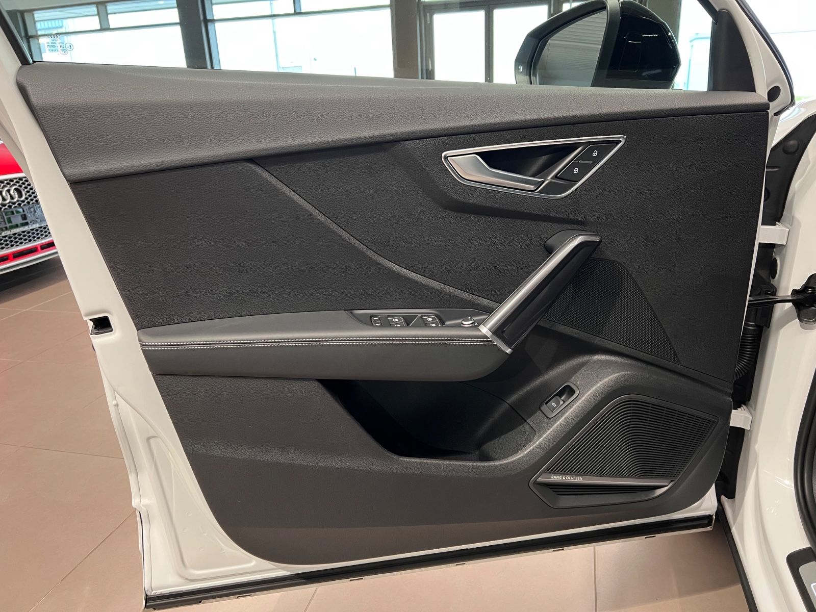 Audi SQ2 TFSI Stronic quattro sport PANO LED NAVI B&O foto 27
