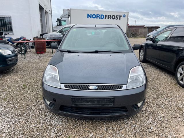 Ford Fiesta 1.6 16V Ghia