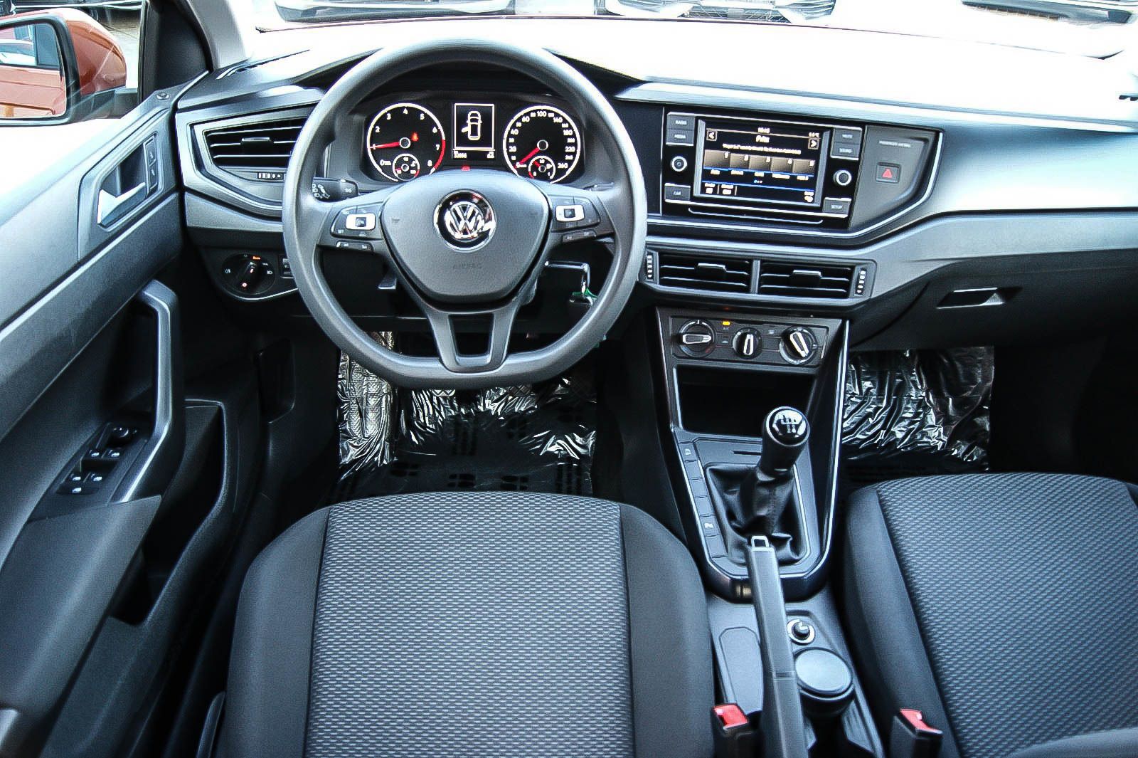 Fahrzeugabbildung Volkswagen Polo VI Trend 1.0 BMT ENERGETIC-ORANGE PDC KLIMA