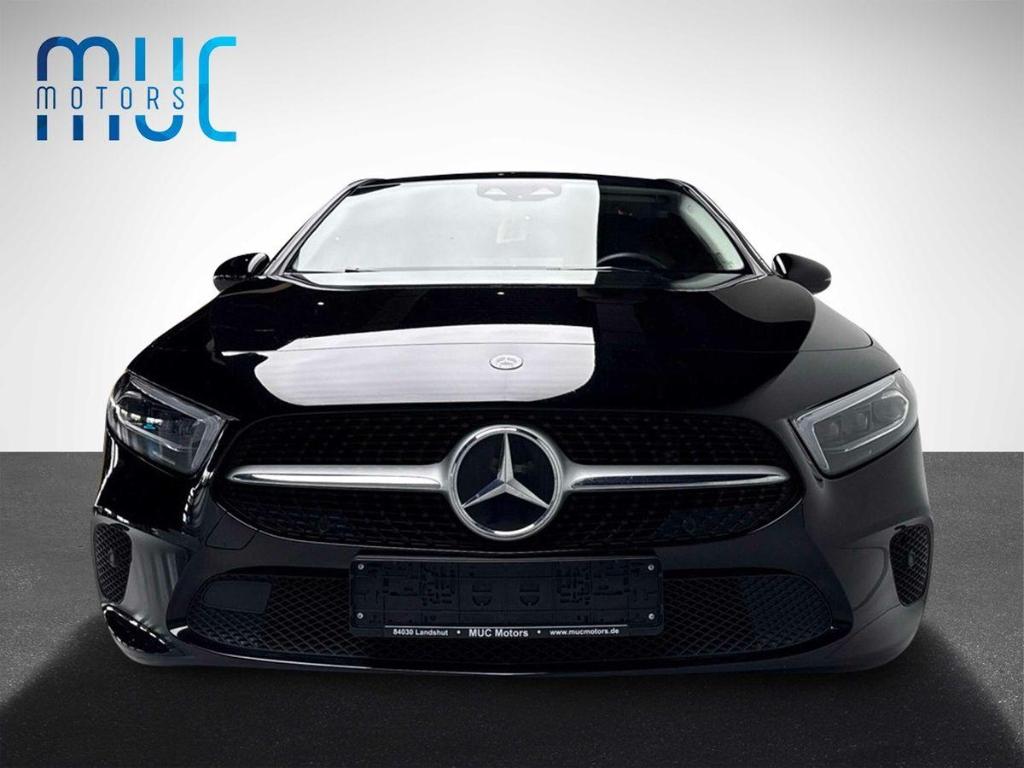Mercedes-Benz A 180 Widescreen Multibeam AHK Kamera Leder MULT