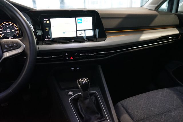 Volkswagen Golf 2.0 TDI Life | Discover Pro | Kamera