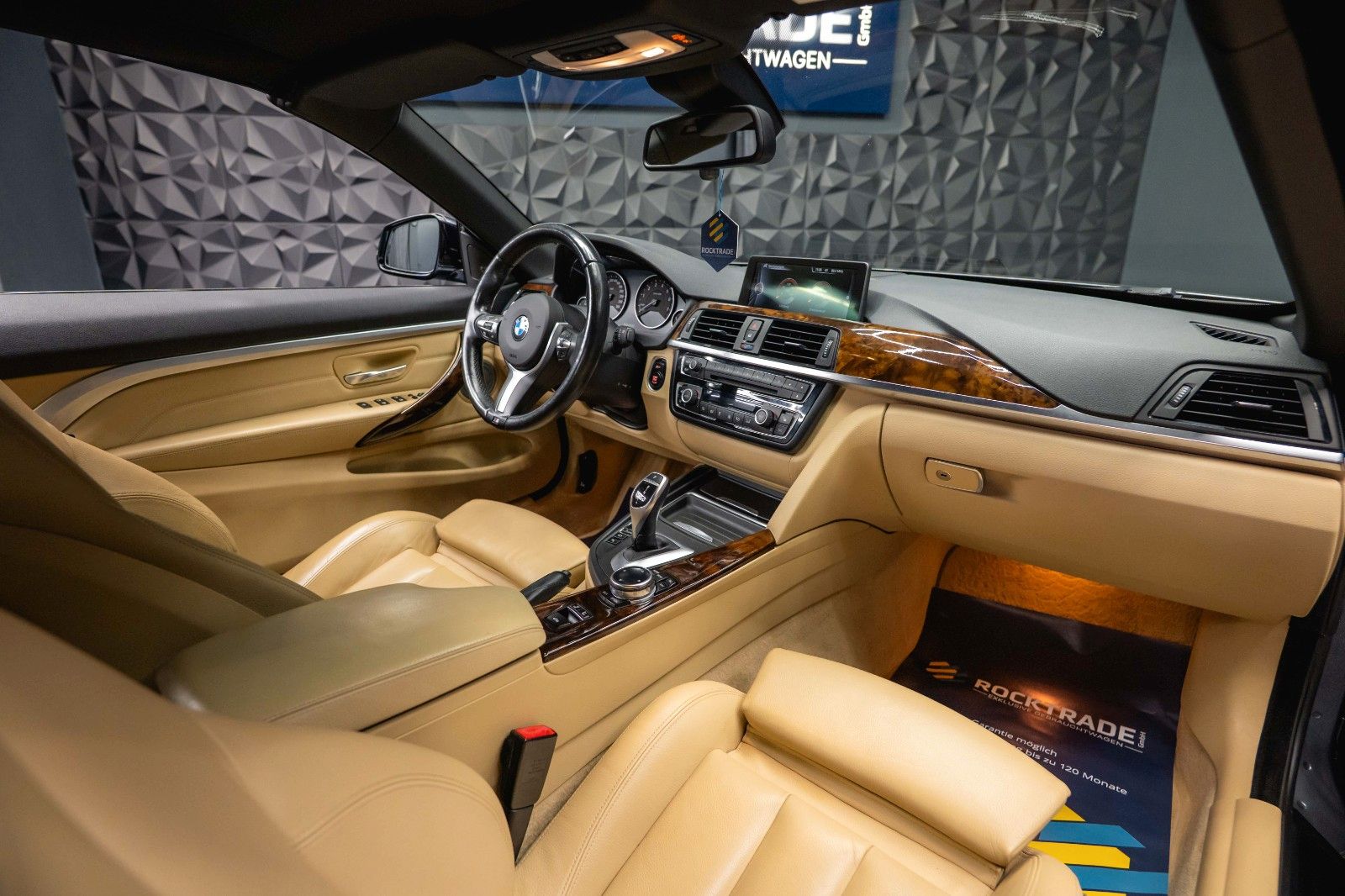 Fahrzeugabbildung BMW 428i Cabrio M-Sport *ACC*DAB*LED*360°*TV*19%*