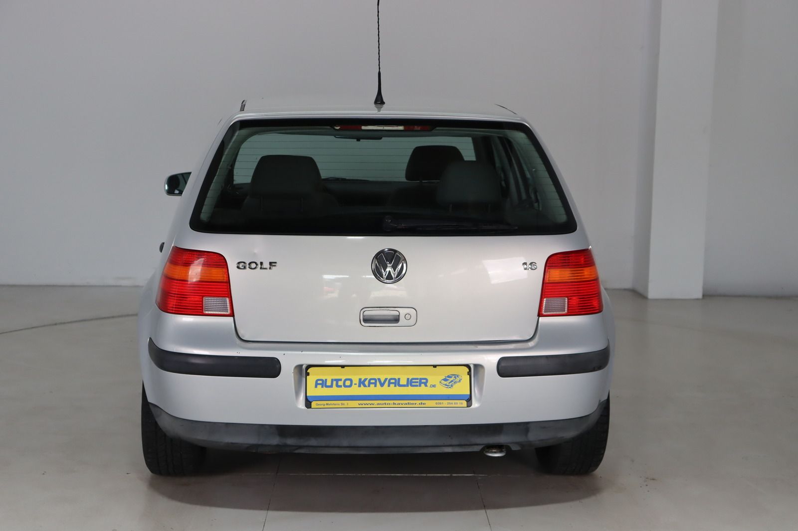 Fahrzeugabbildung Volkswagen Golf 1.6 * Klima *