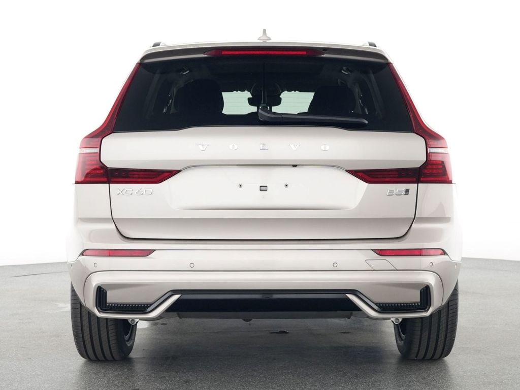 Volvo XC60 FACELIFT Plus Dark AWD HUD Digitales Cockpi imagem 3