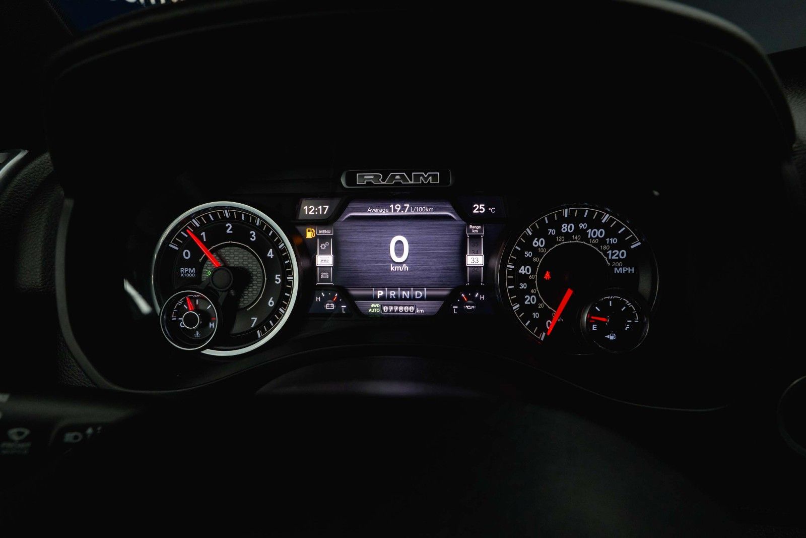 Fahrzeugabbildung Dodge RAM 5.7 V8 HEMI 4x4 LIMITED Blue Edition Offroad