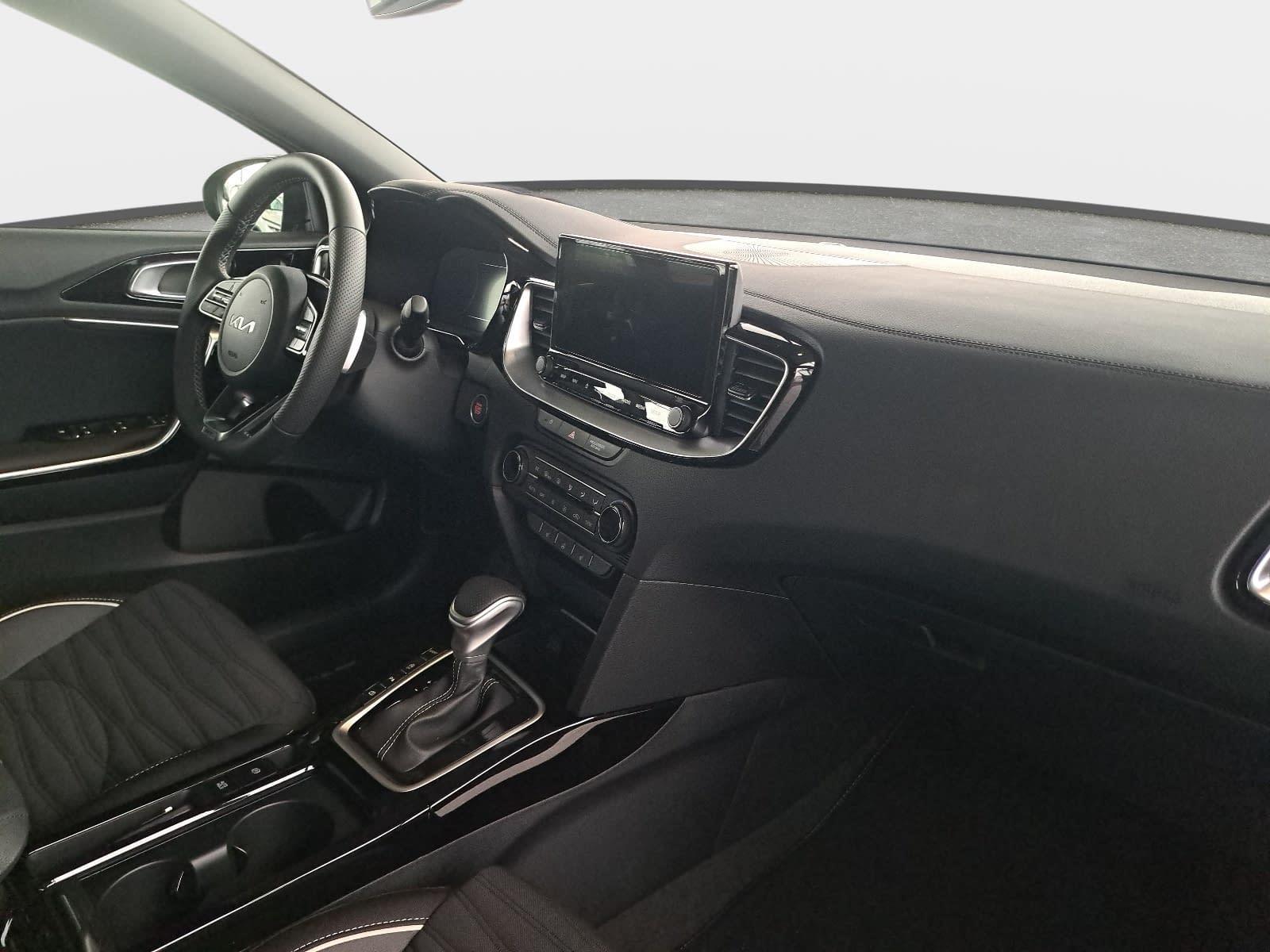 Kia CEED SW 1.5 T-GDI DCT7 GT-LINE TECHNOLOGIE PERFO