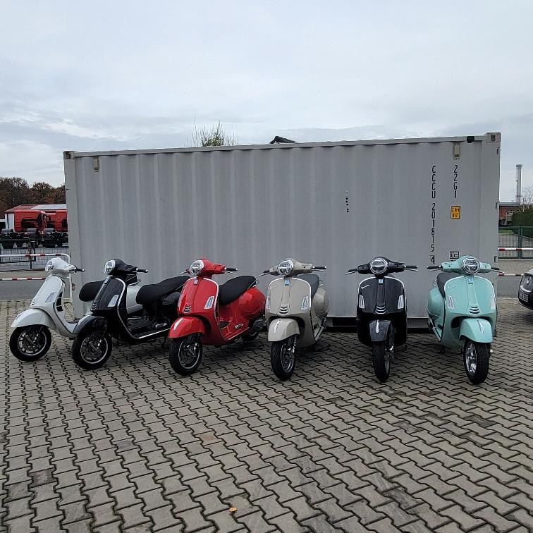 Vespa GTS 125 ie & Super 5 Jahre Garantie !