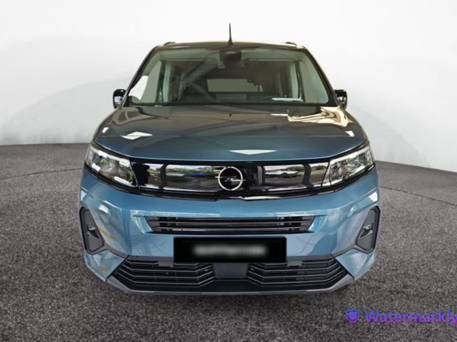Fahrzeugabbildung Opel Combo Life XL behindertengerecht Rollstuhlrampe