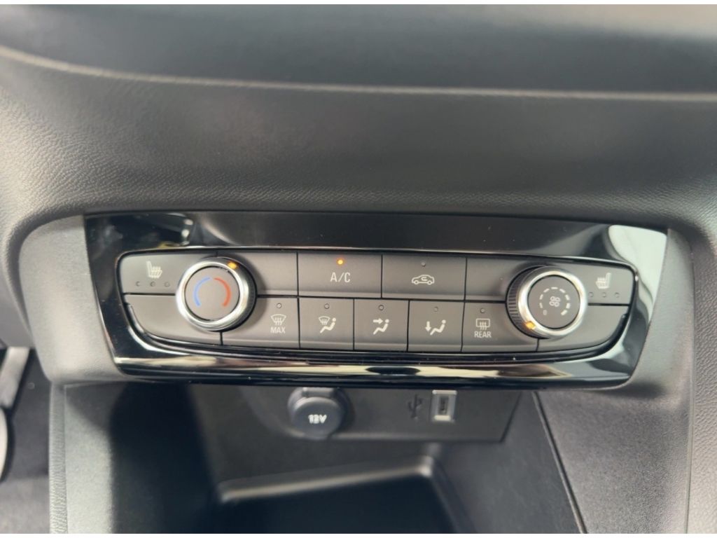 Fahrzeugabbildung Opel Corsa ALLWETTER RÜCKFAHRKAMERA TECHPAKET KOMFO