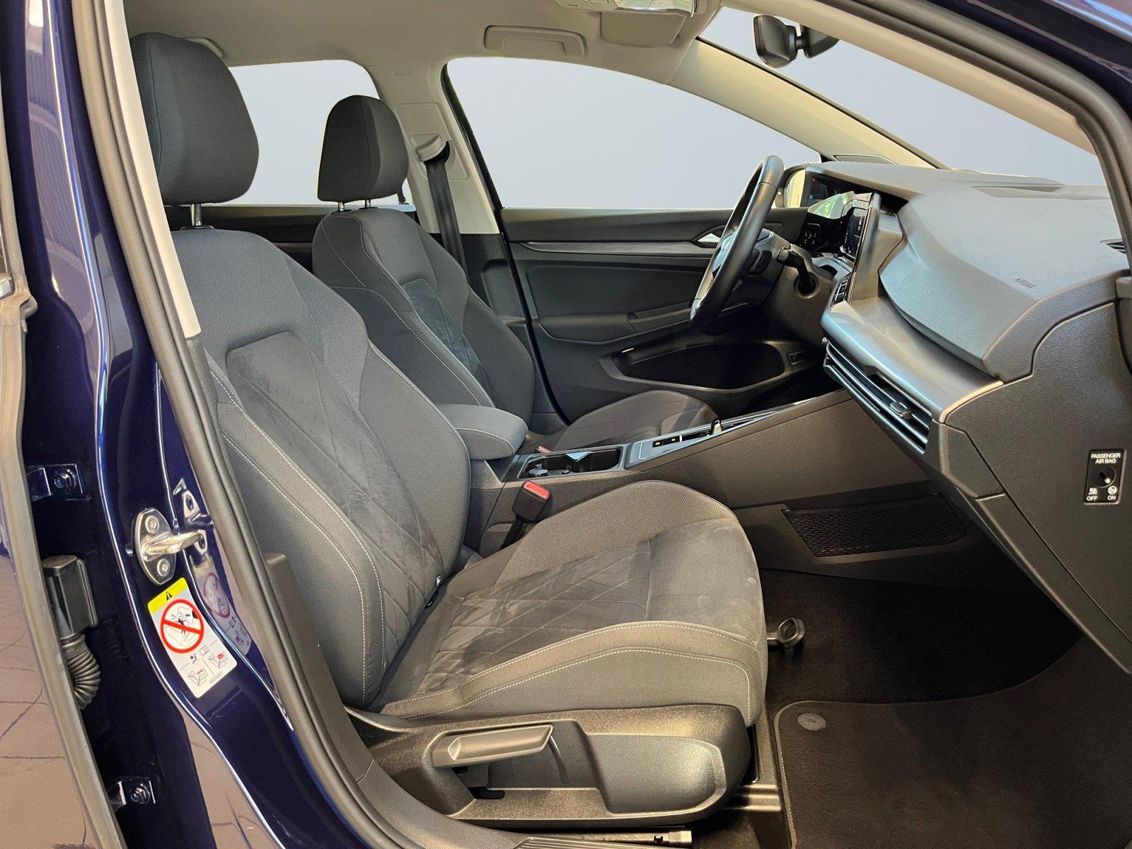 Volkswagen Golf VIII Variant Style 1.5 eTSI DSG MATRIX Navi, миниатюра 10