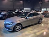 Mercedes-Benz E350 CDI BlueTec AVANTGARDE/PANO/COMAND/KEYLESS - Mercedes-Benz E 350 mit Diesel-Antrieb: Limousine
