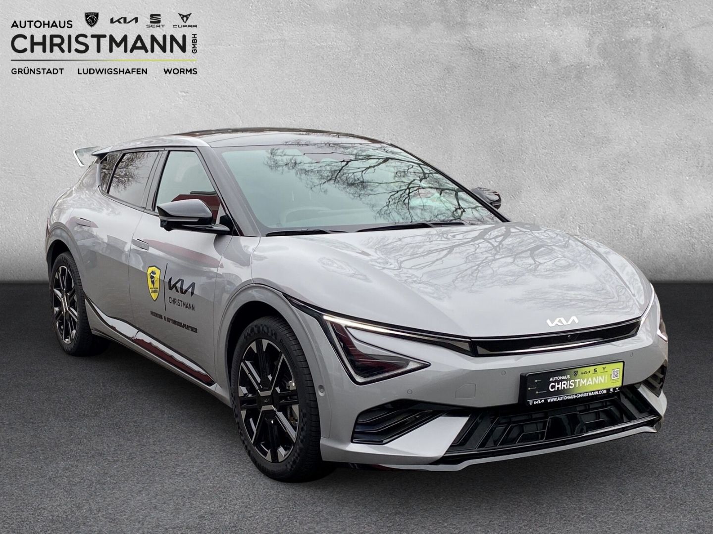 Fahrzeugabbildung Kia EV6 PE GT-LINE 4WD Elektro 84 KwH *WP*GD*ASS+*SD