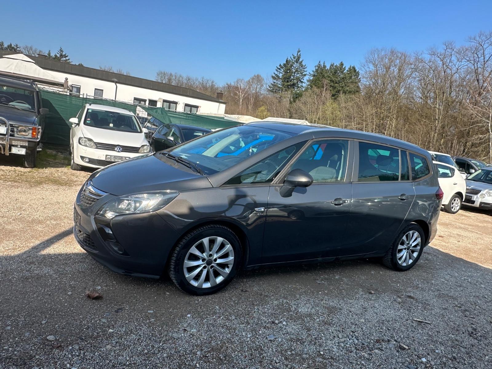 Opel Zafira C Tourer Active