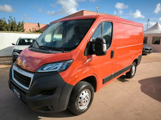 Peugeot Boxer 330 2.2 BlueHDi 140 S&S PM-TM Furg