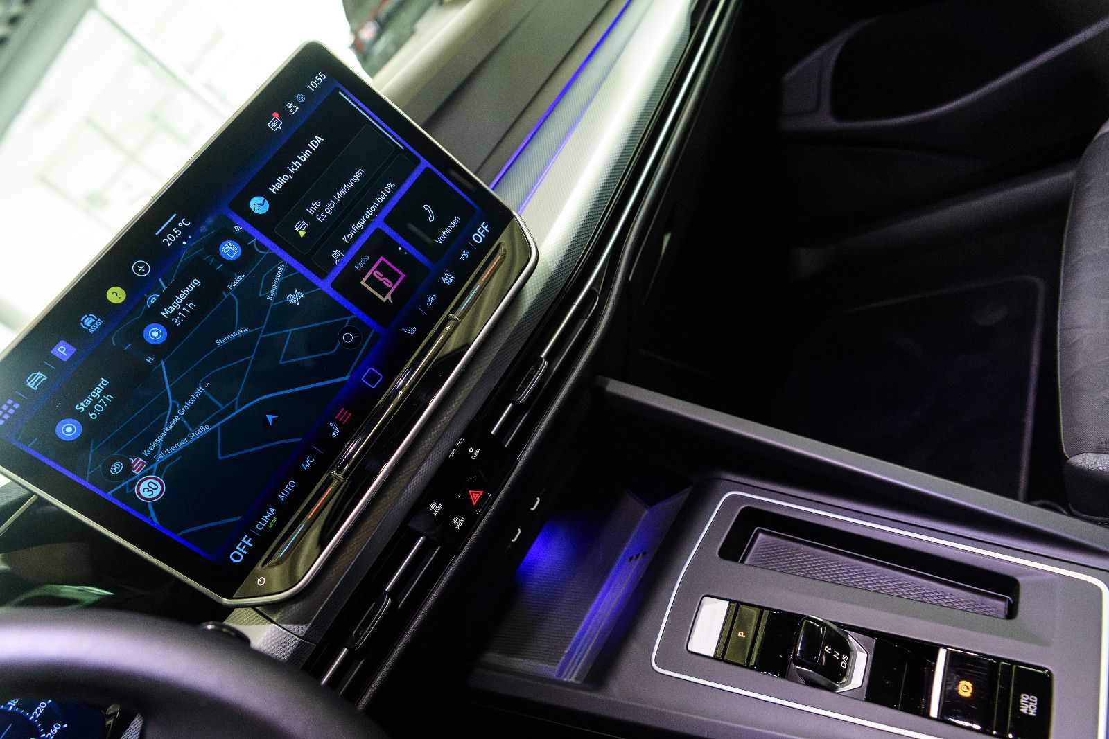 Fahrzeugabbildung Volkswagen Golf VIII Variant Goal 2.0TDI IQ-LED+AHK+360°KAM