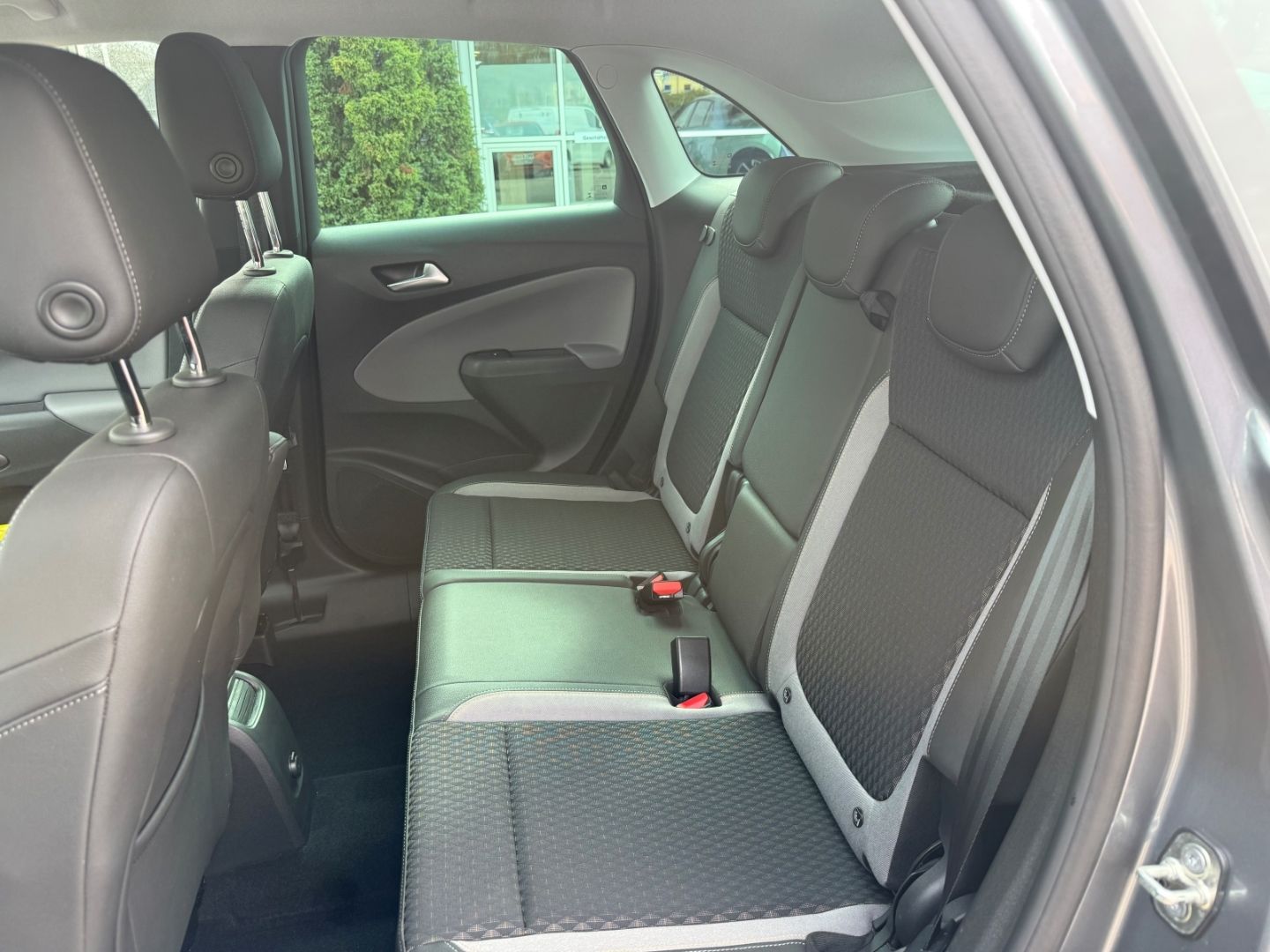 Fahrzeugabbildung Opel Crossland Ultimate SHZ+LZ+Kamera+HeadUp-Display