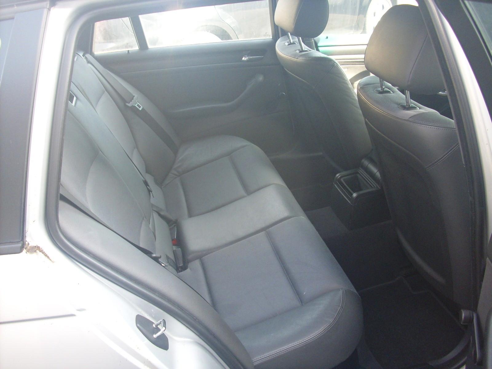 BMW 318 2004 — photo 12