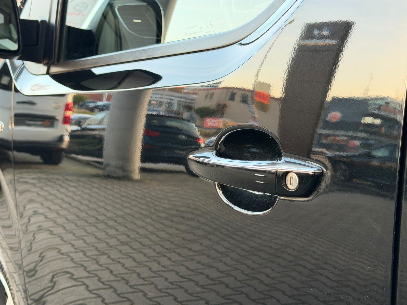 Fahrzeugabbildung Opel Zafira Life Elegance M AHK/Standheizung/8-Sitze!