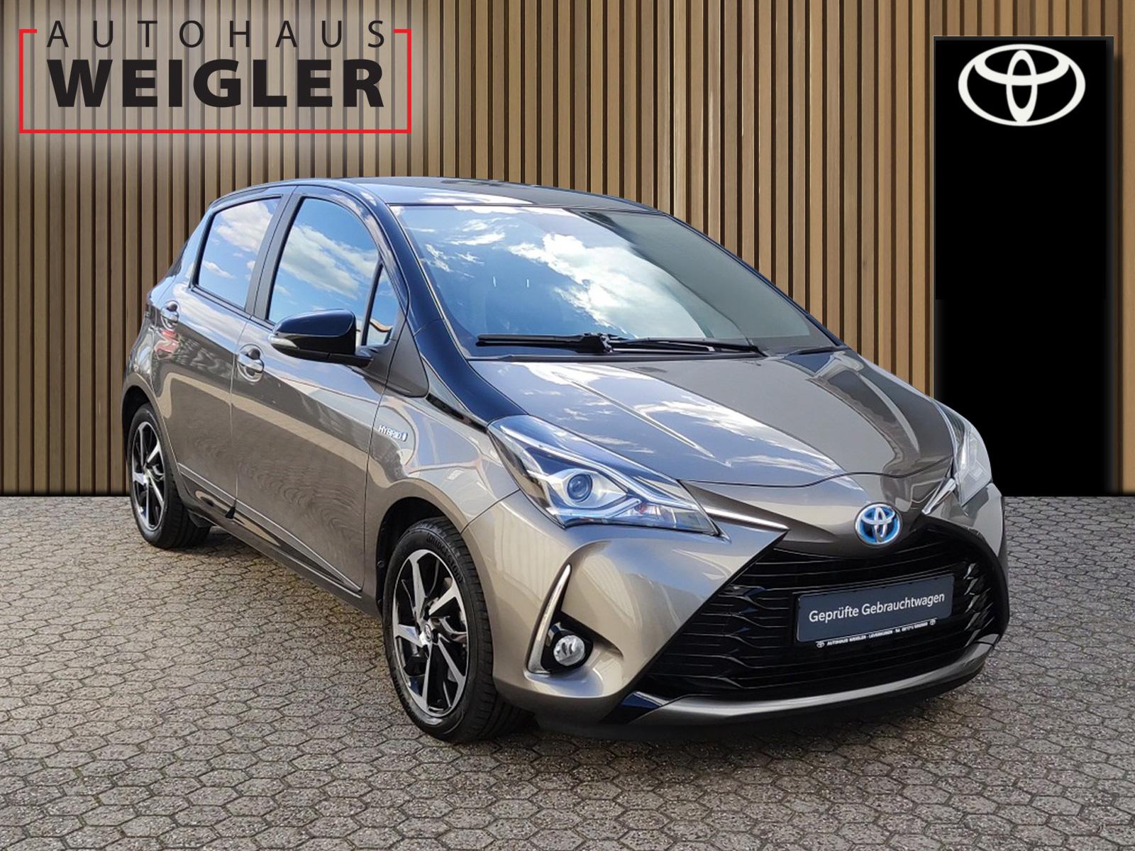 Toyota Yaris Hybrid Style Selection