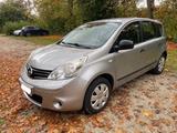 Nissan Note 1.4 Benzin Klima 2. Hand TÜV wenig KM - silberne Nissan Note