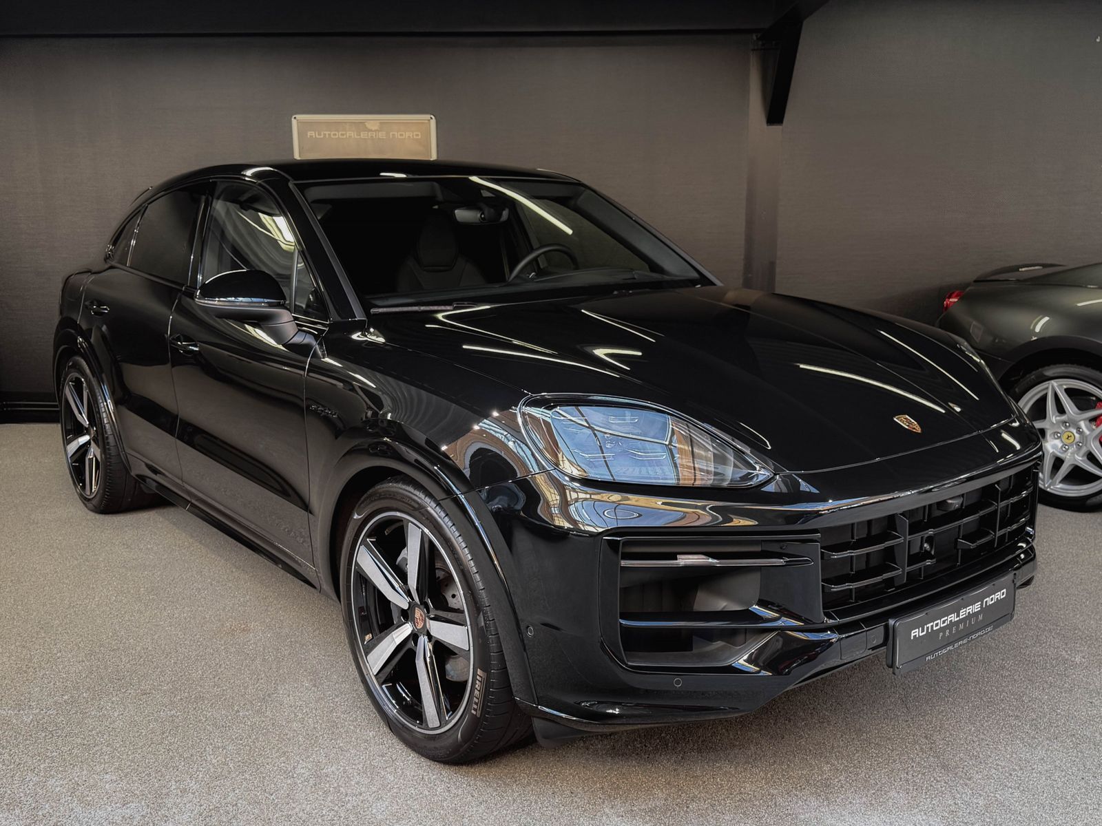 Porsche Cayenne E-Hybrid Coupé Sport Design BOSE® He foto 4