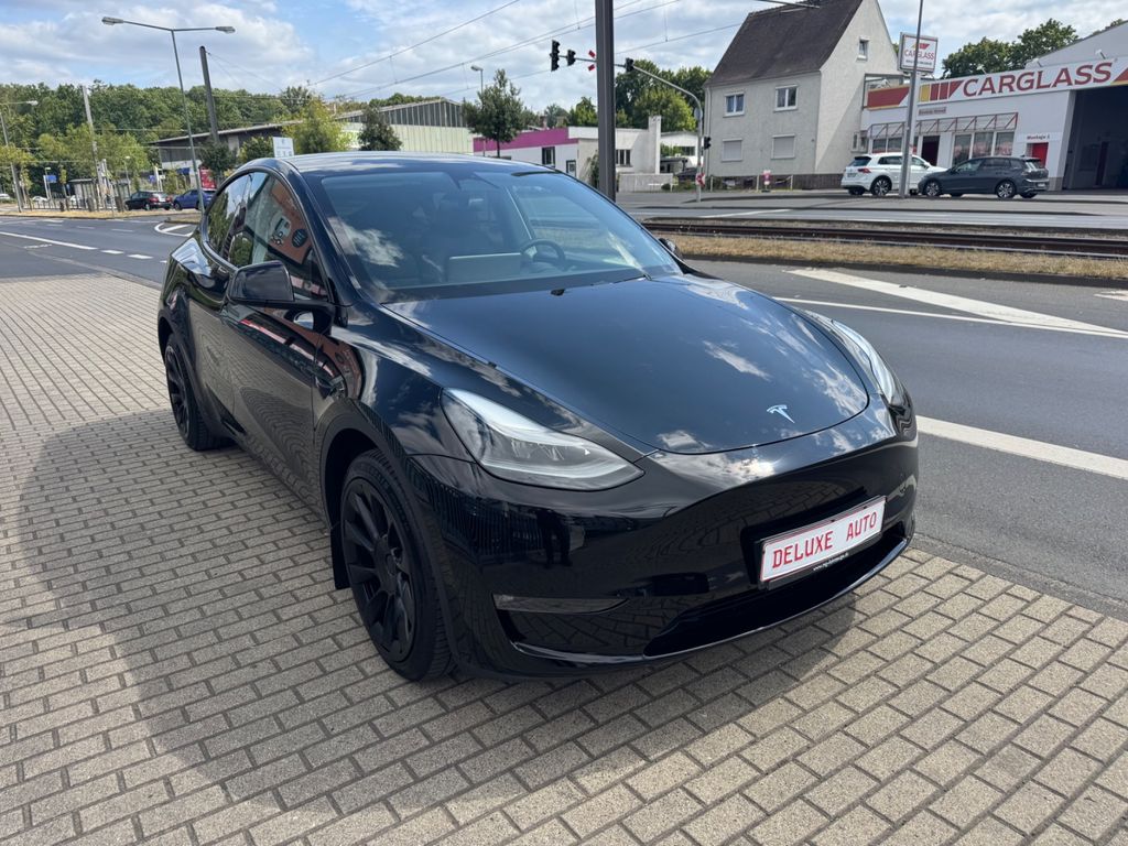 Image of Tesla Model Y