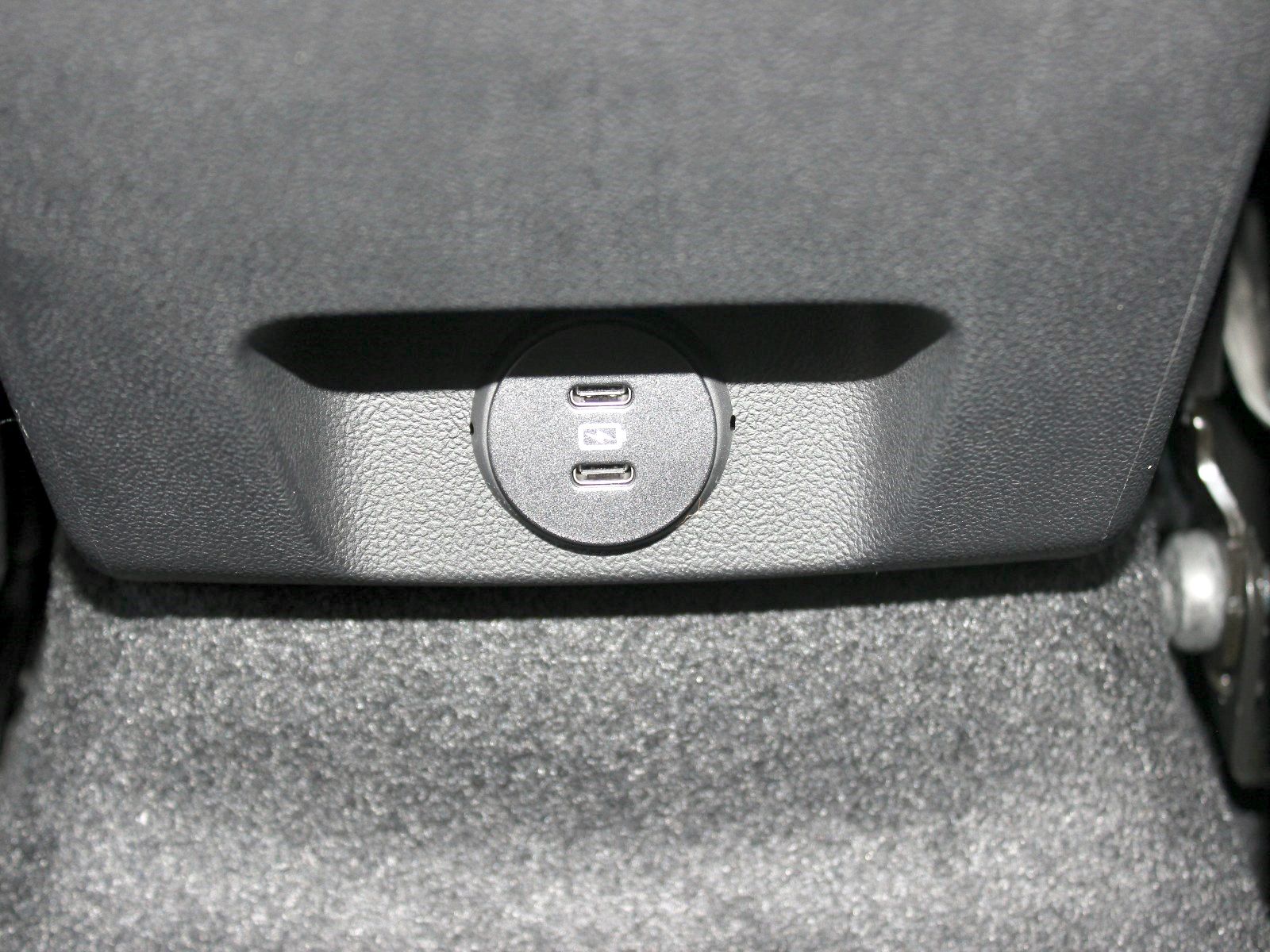 Fahrzeugabbildung Ford Focus Titanium X 1,5 EcoBlue