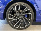 Volkswagen Golf VIII Variant R 4Motion Black NAV+LED+HEADUP - Volkswagen Golf: Variant 4motion