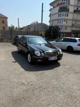 Mercedes-Benz Mercedes E280 CDI IN W211 Karosserie - Mercedes-Benz E 280 in Hamburg