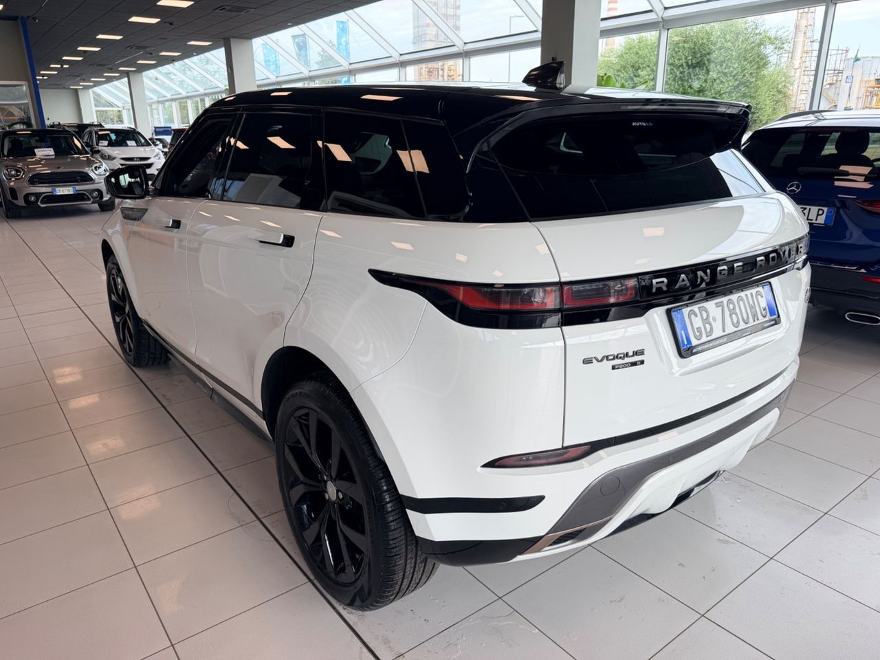 Land Rover Range Evoque 2.0 I4 200 CV AWD Auto R imagem 2