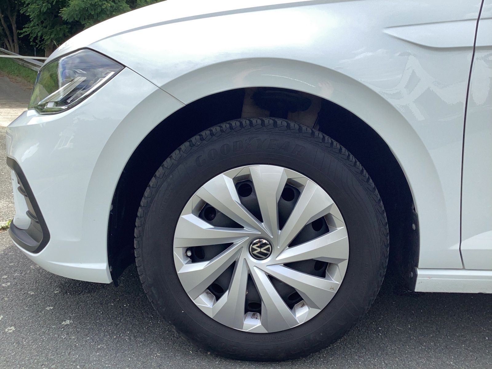 Fahrzeugabbildung Volkswagen Polo TSI Life DSG LED Klima AID DAB PDC