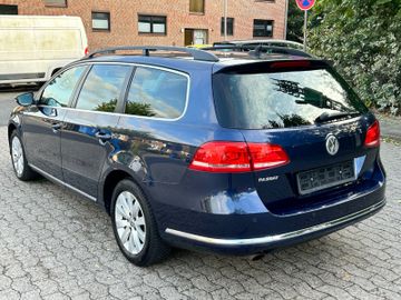Volkswagen Passat Variant - 4