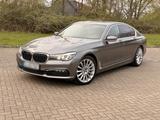 BMW Bmw 730L Luxury Line 2016 Bauhjar Tüv 2028 - BMW 730 in Düsseldorf