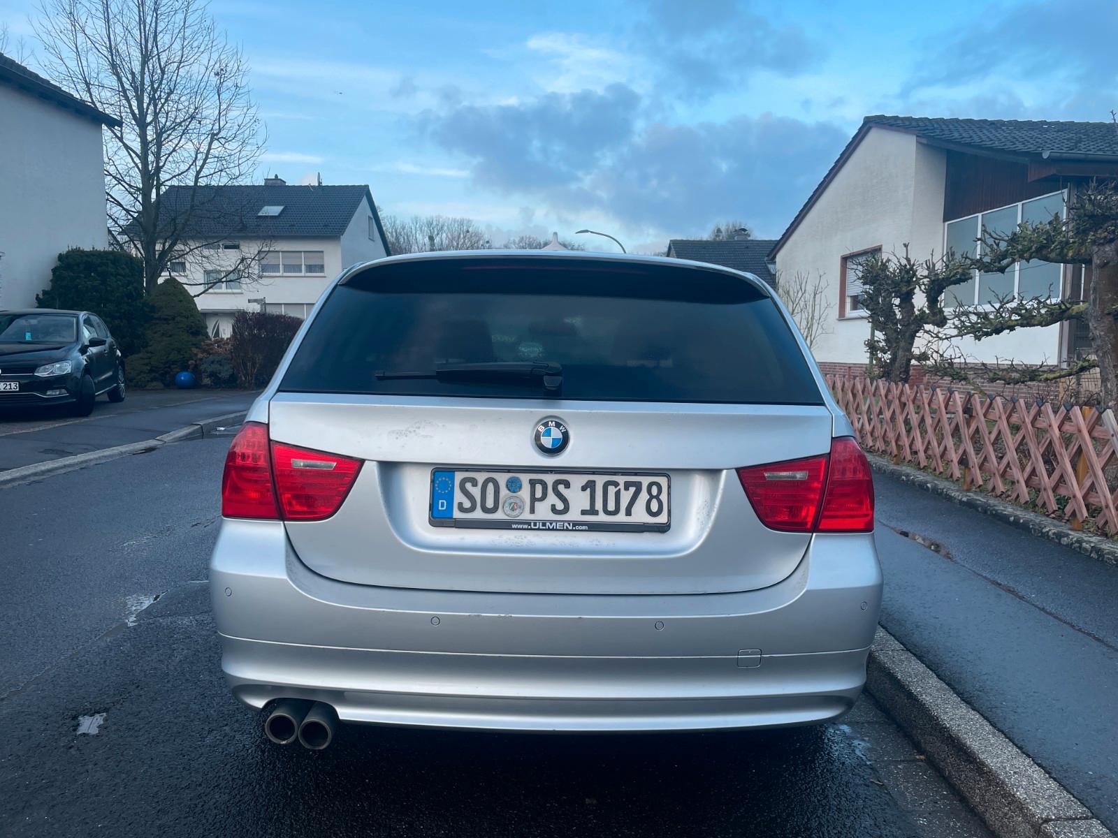 BMW 330d xDrive Touring -