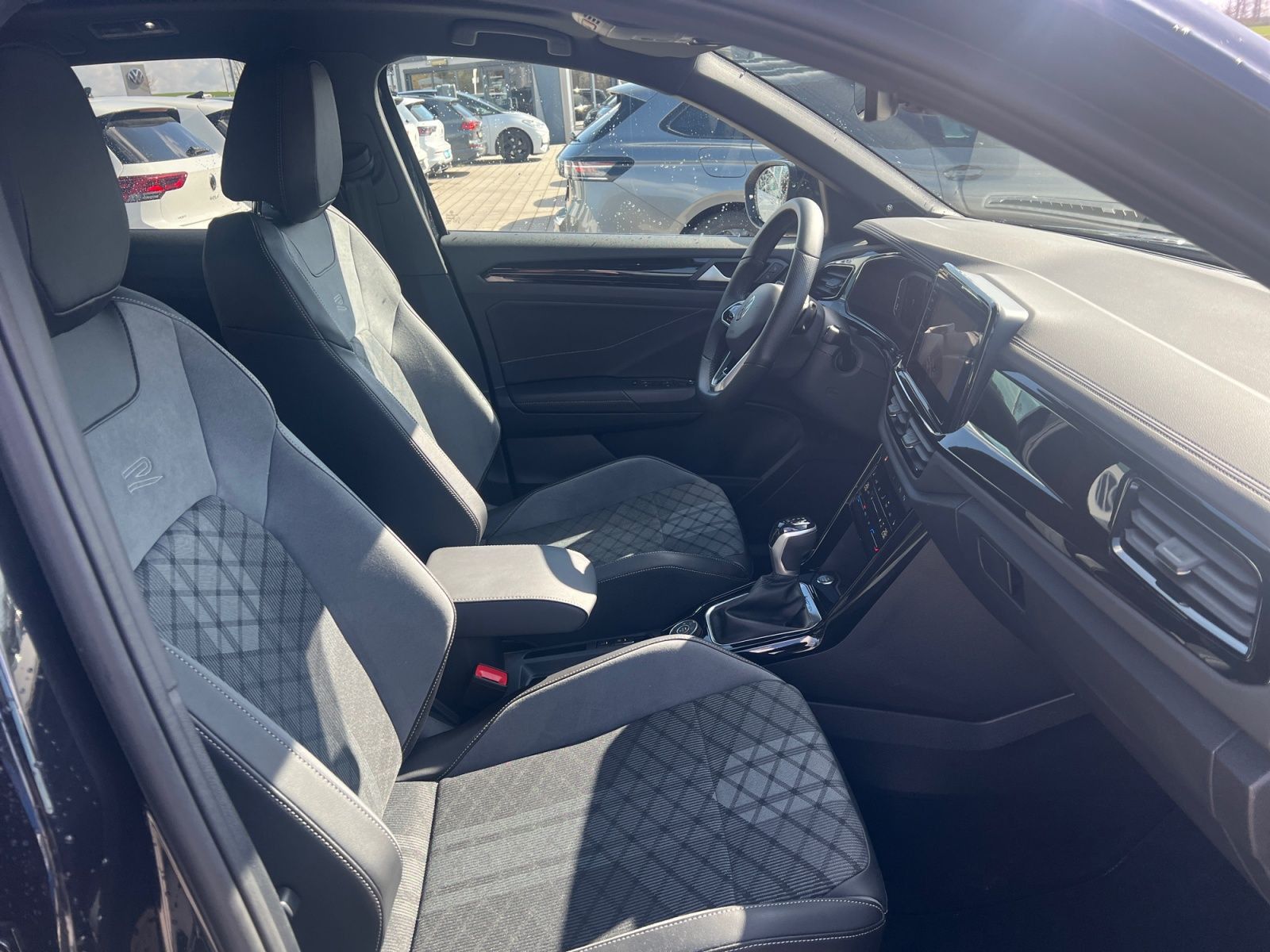 Volkswagen T-Roc - Bild 13