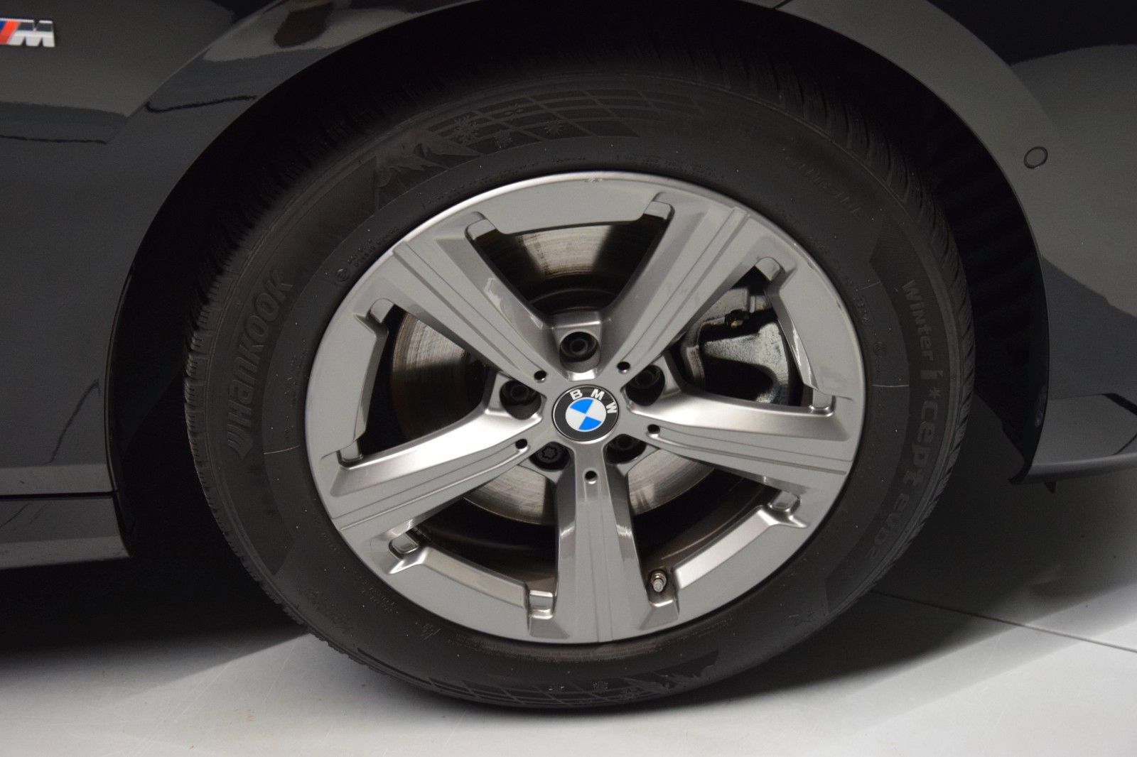 Fahrzeugabbildung BMW 223i xDrive Active Tourer M Sport Pano HuD AHK