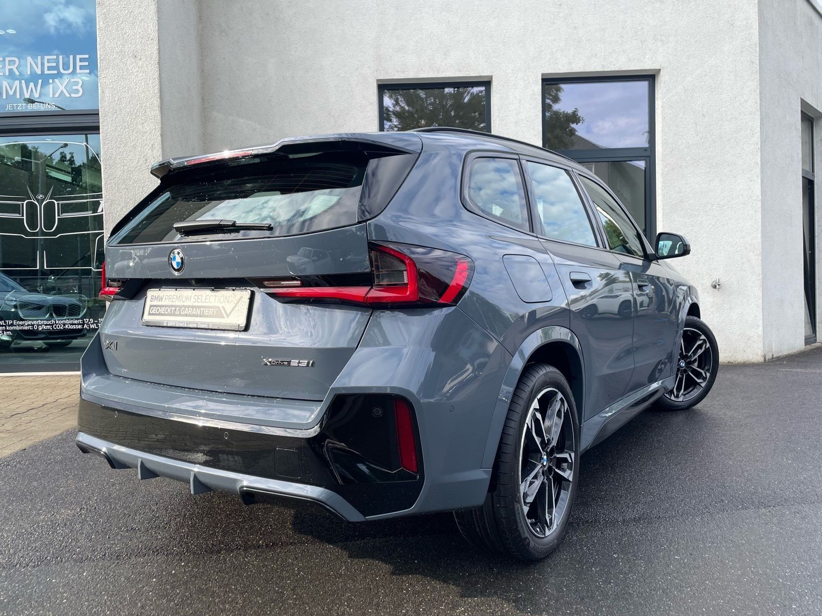 BMW X1 xDrive23i M Sport AHK ACC elAktivsitze 360° foto 2