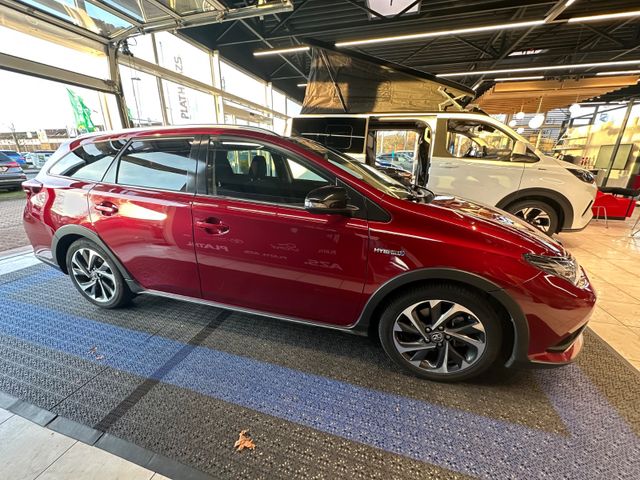Toyota Auris Touring Sports Hybrid Free Style