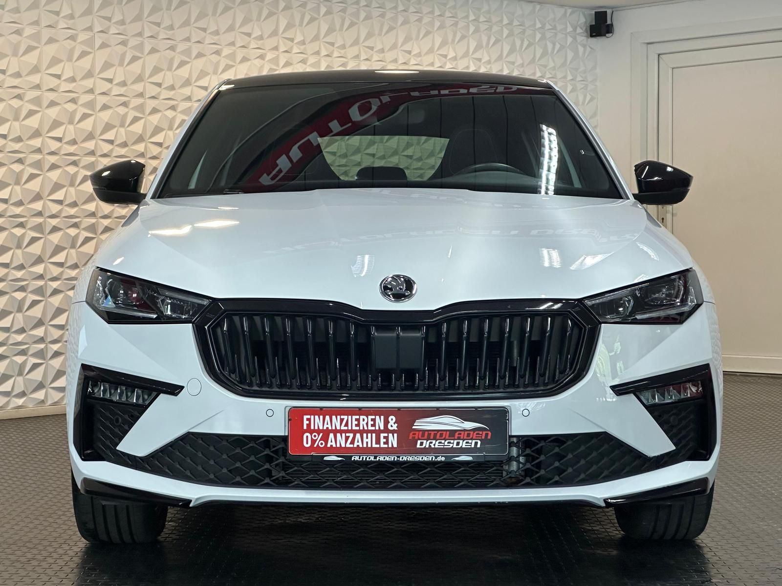 SKODA Scala 1.0TSI MONTE CARLO MATRIX#PANO#TEMPO#SPUR - Image 3