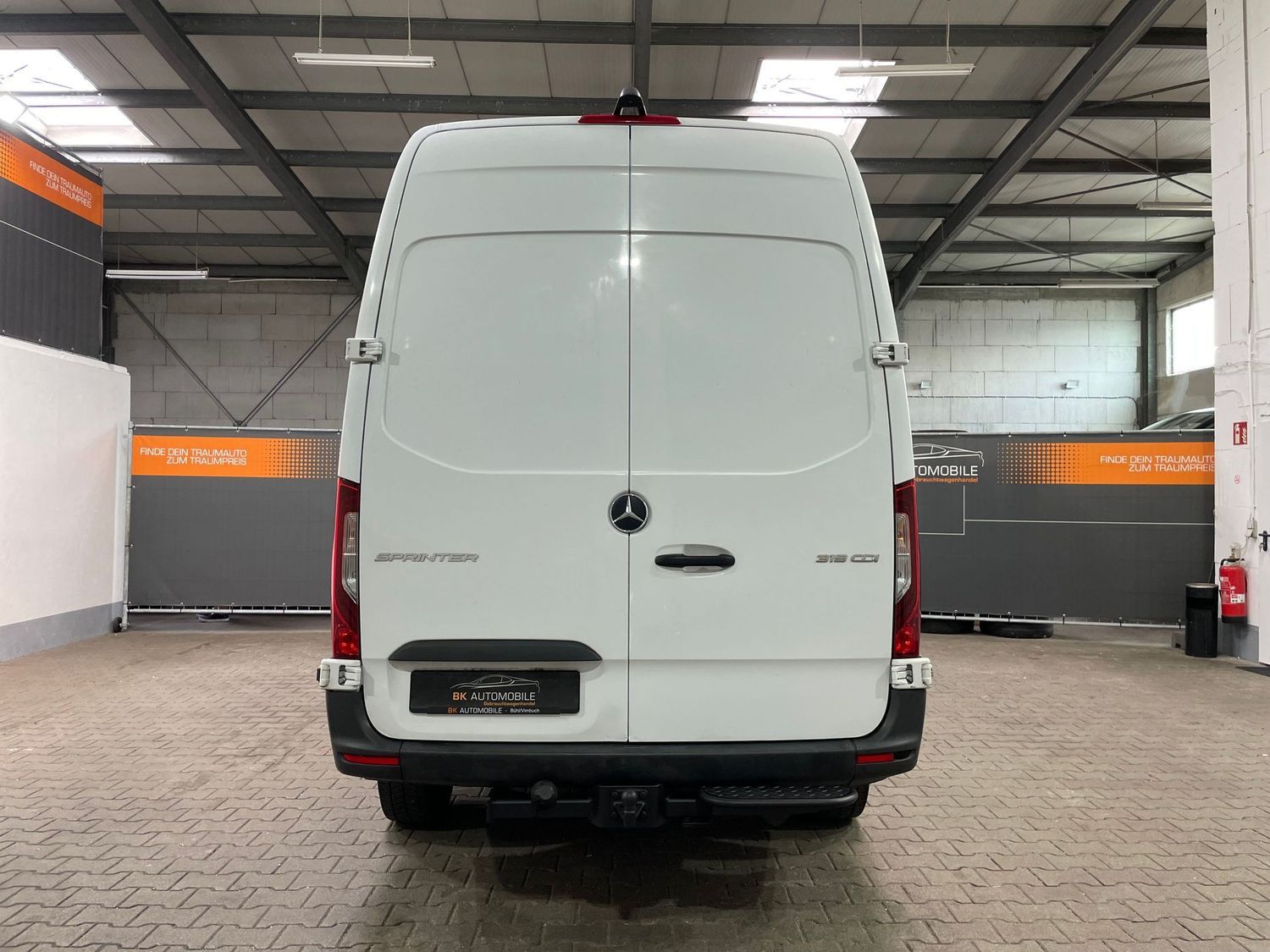 Fahrzeugabbildung Mercedes-Benz Sprinter 319CDI V6 Autm L2#Kamera#LED#ACC#AHK3,5