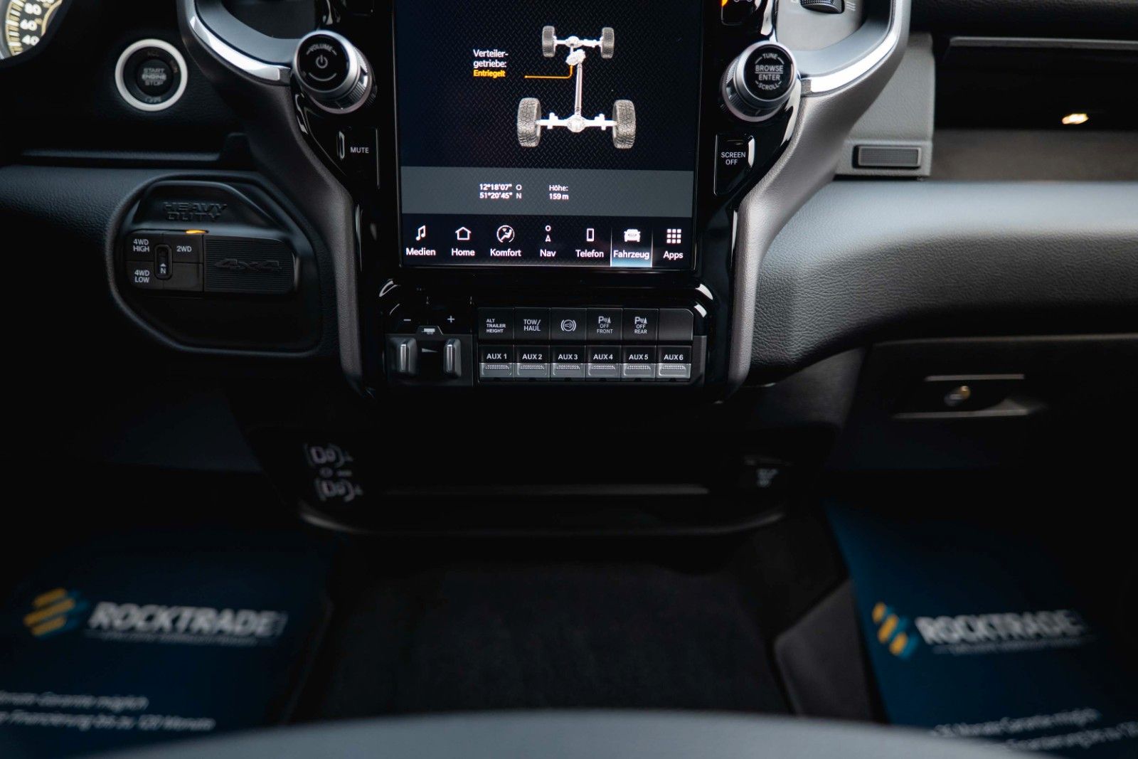 Fahrzeugabbildung Dodge RAM 3500 HEAVY DUTY 6.7 Cummins Laramie Night