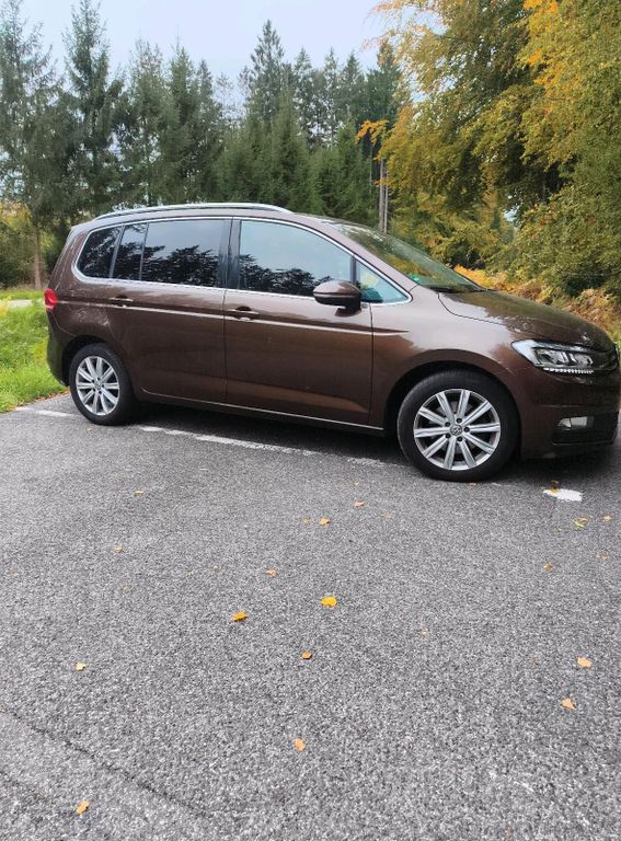 Image of Volkswagen Touran