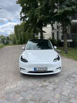 Tesla Model Y Performance Dual Motor AWD Grünheide - Tesla Model Y Dual Motor Gebrauchtwagen